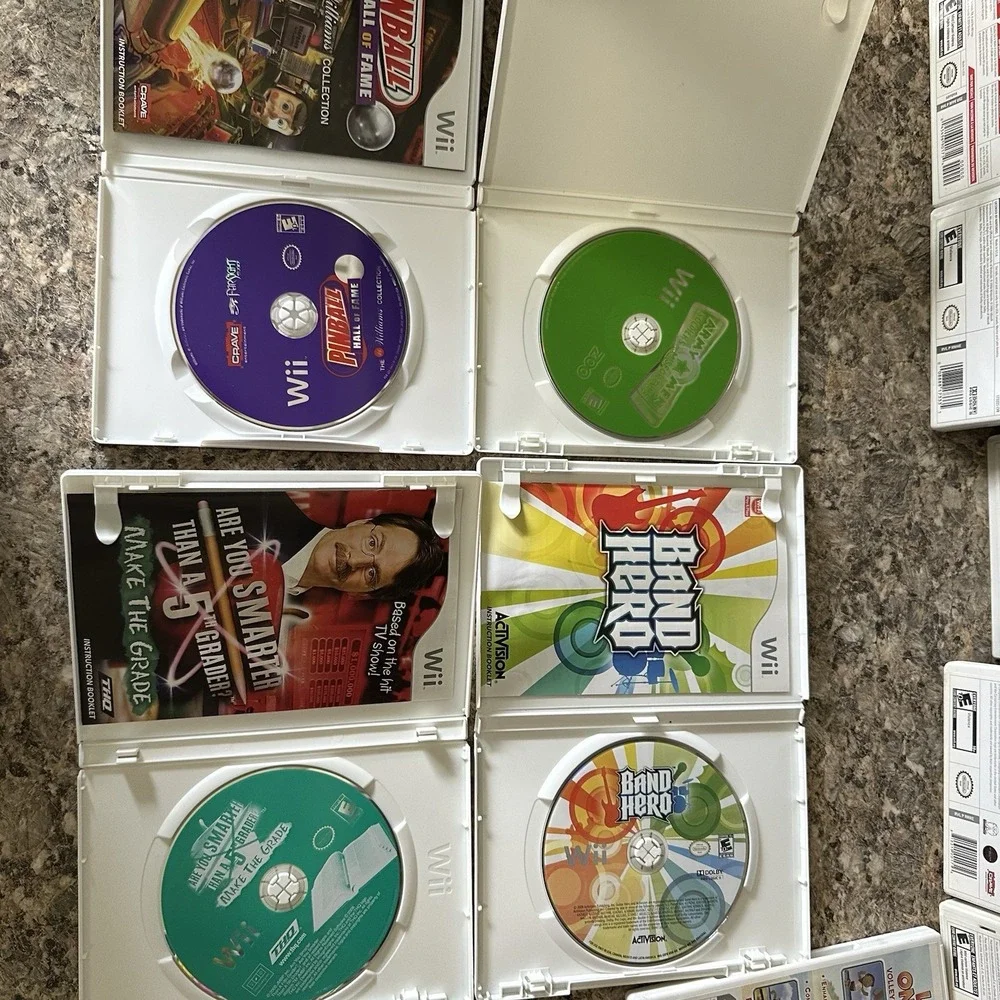 Nintendo Wii Games Bundle Lot 17 Games Band Hero Lego Star Wars Pinball Wipeout